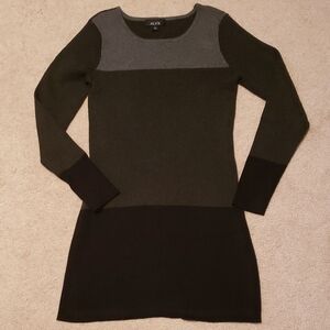 Alyx Two-Tone Knit Dress in Black and Gray